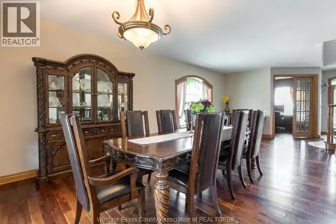 303 SHOREVIEW CIRCLE | 303 SHOREVIEW CIRCLE, Windsor | 3077615