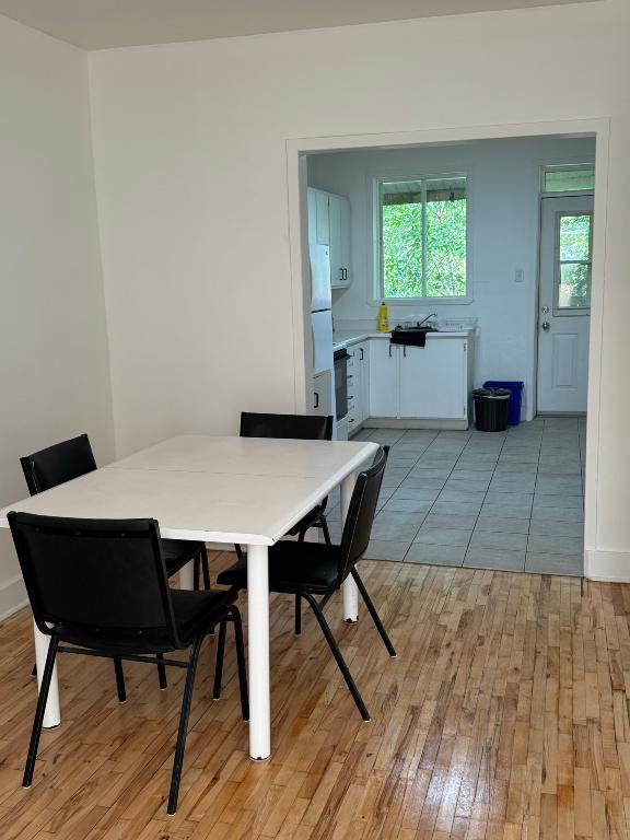 4 1/2, TOUT INCLUS, CENTRE-VILLE TROIS-RIVIERES | 3074274