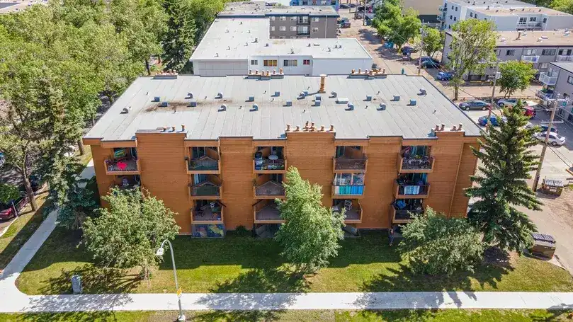 Royal Lady Manor | 10746 102 Street, Edmonton | 3074444