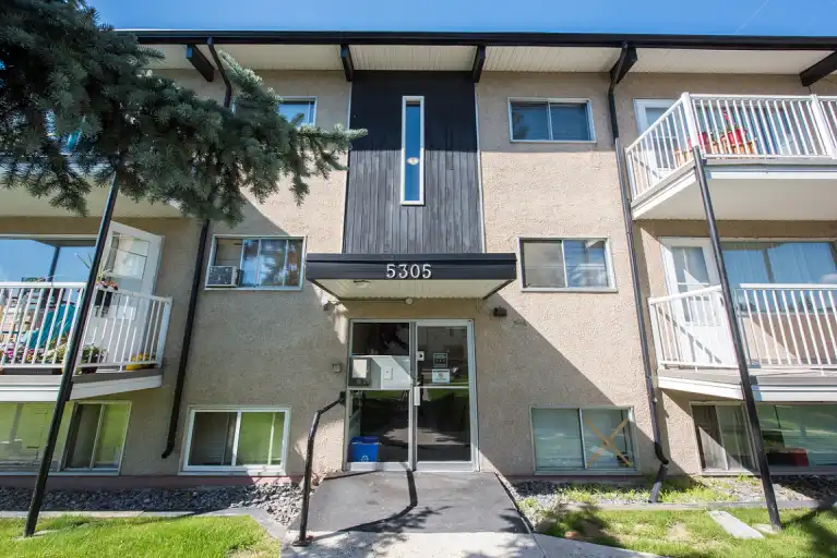 Plaza Apartments | 5305, 5325, 5405, 5425 47A Avenue, Red Deer | 3074455