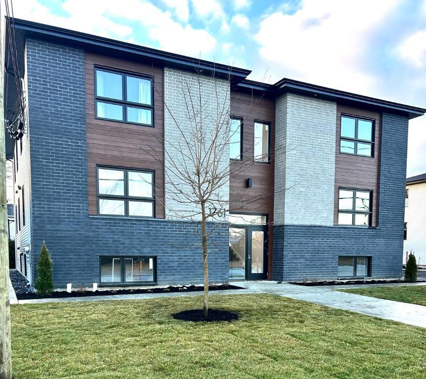 Grands 5½ demi-sous-sol, construction neuve | 3074516