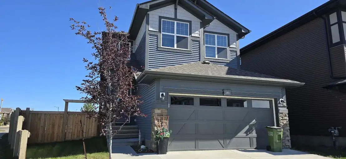 Large House!! UTILITIES INCLUDED!! | 2903 Chokecherry Common Southwest, Edmonton | 3074589