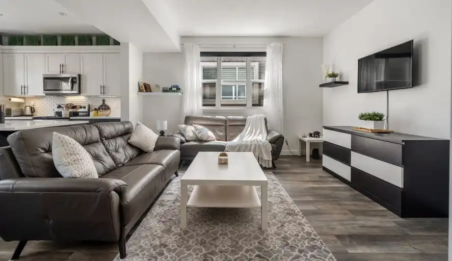 Super clean 3 bedroom | 20103 19 Avenue Northwest, Edmonton | 3074607