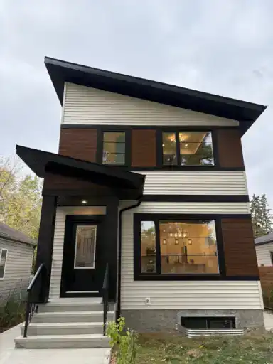 Check this amazing 3 Bedroom Main floor suite with single car garage | 9638 109A Avenue Northwest, Edmonton | 3074619