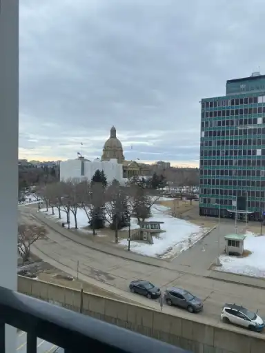 Beautiful 1 Bedroom Condo Close to the U of A, Legislature, Grant Mac & Down Tow | 610 - 9730 106 St NW, Edmonton | 3074634
