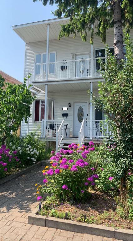 Grand 6 1/2 près du Métro, moderne et lumineux | 3074672