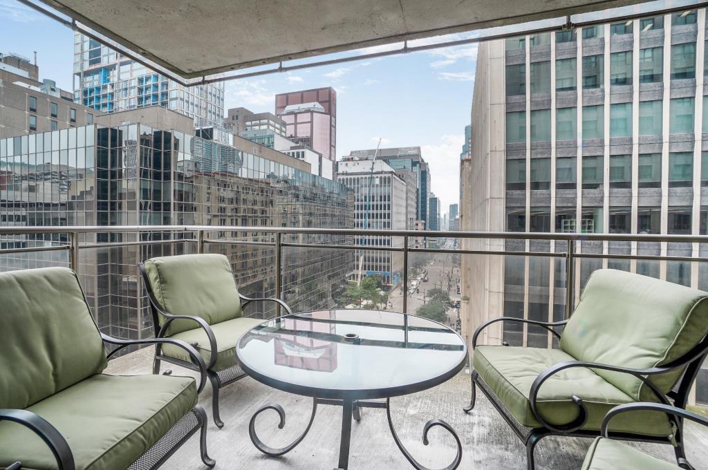 Furnished & Renovated - 20th floor - PRESTIGIOUS - Condo / apartment for reny Montreal Ville-Marie | 3074673