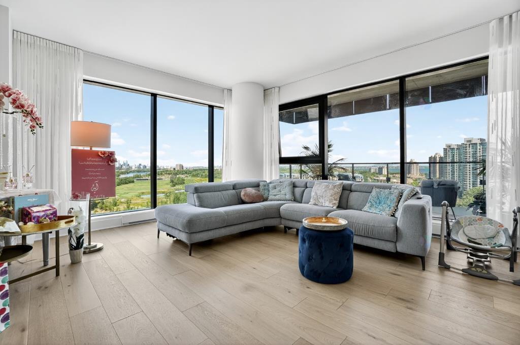 Prestigious 2025 condo for rent on Nun's Island Montreal / apartment | 3074677