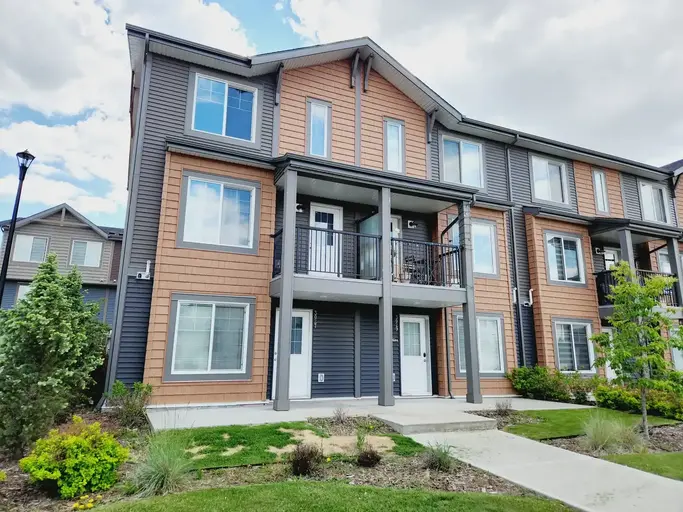 3027 - 151 Avenue NW | 3027 151 Avenue Northwest, Edmonton | 3074772