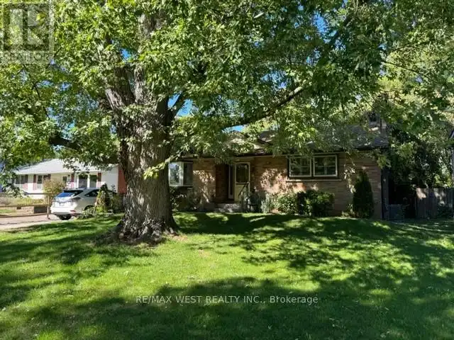 535 ENFIELD ROAD | 535 ENFIELD ROAD, Burlington | 3082926