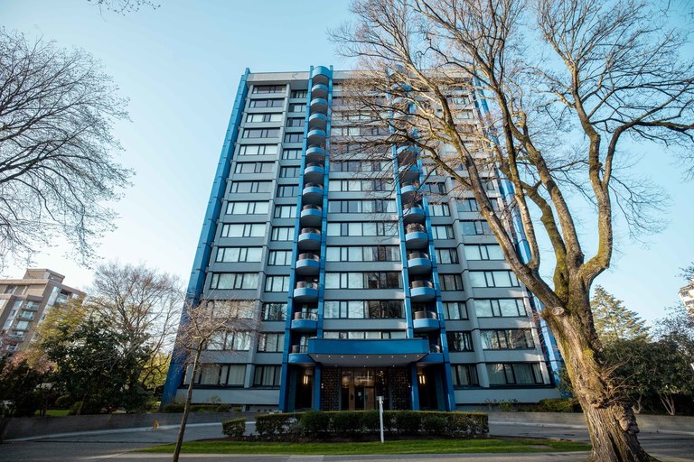 Blue Crest Apartments | 1625 West 13th Avenue, Vancouver | 3083780