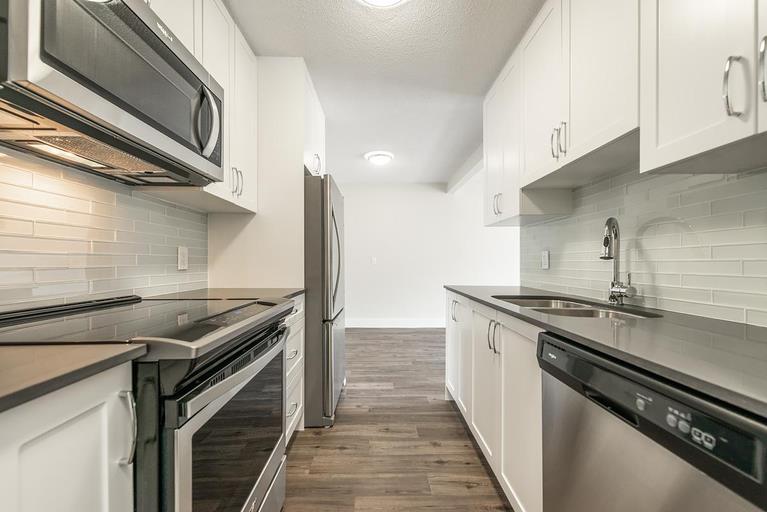 Pembroke Place Apartments | 830 Pembroke Street, Victoria | 3083792