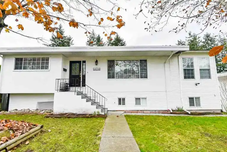 4 Bedrooms 2 Bathroom West Newton Home | 13123 64 Avenue, Surrey | 3083797