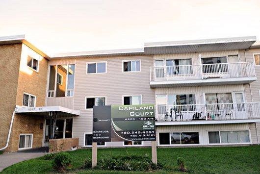 Capilano Court | 6203 100 Ave, Edmonton | 3086027