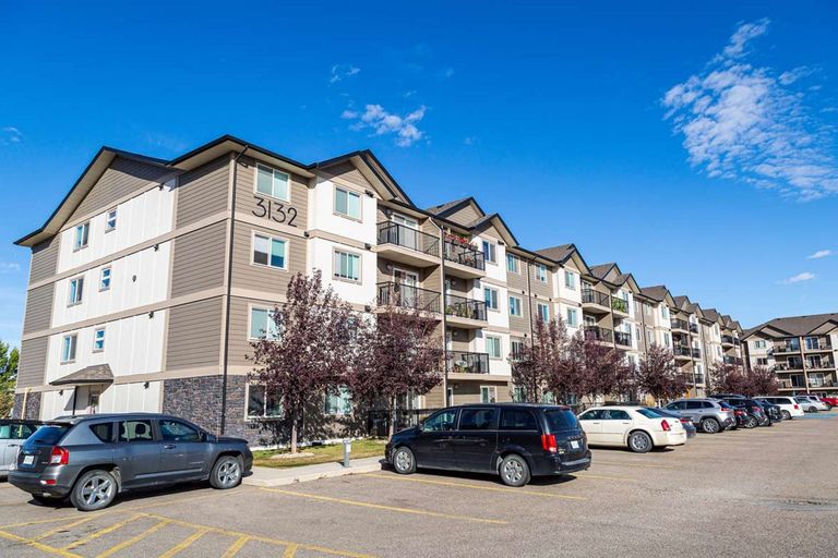 Cypress Gardens | 3134 11th St W, Saskatoon | 3083889