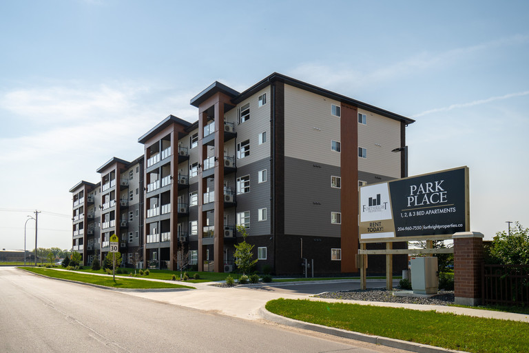 Park Place | 800 Ravelston Avenue West, Winnipeg | 3083898