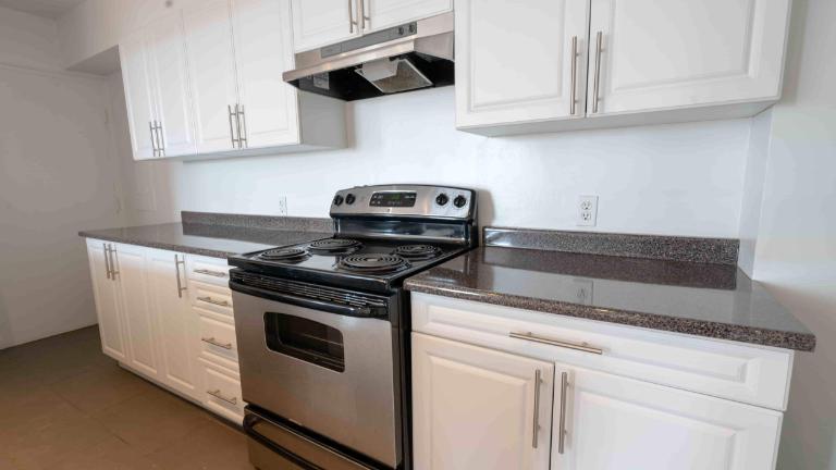 2 CH - 1 SDB - St-Laurent - $1,554 /mo | 3083942