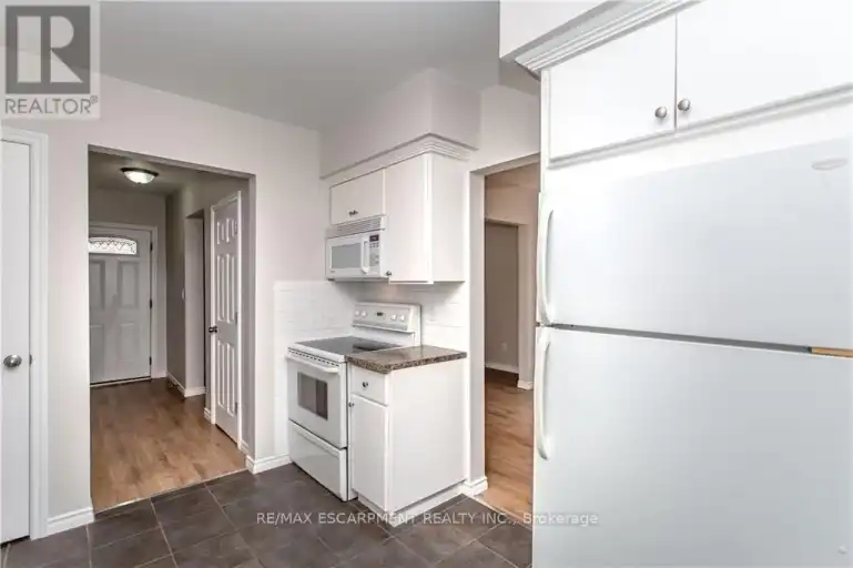 44 ST. PETER STREET | 44 ST. PETER STREET, St. Catharines | 3111895