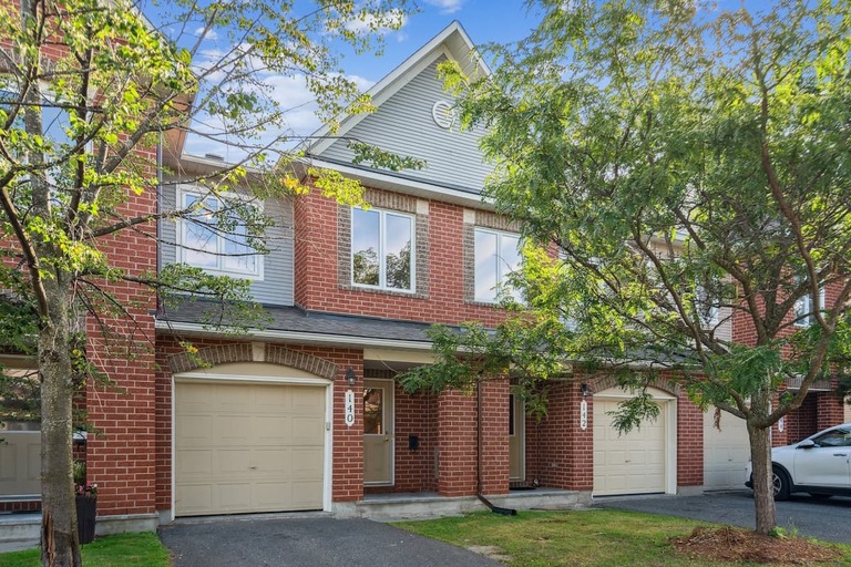 Forestview Townhomes | 650 Woodcliffe Private, Ottawa | 3084021
