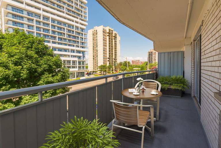 80 Speers Road | 80 Speers Road, Oakville | 3084054