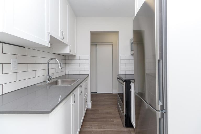 Cranmere Apartments | 1928 Lee Avenue, Victoria | 3101893