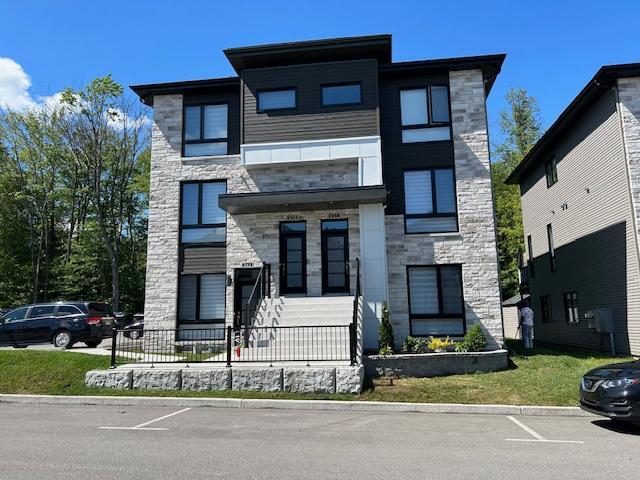 StJérome, magnifique 51/2 sur 2 étages à louer | 3084314
