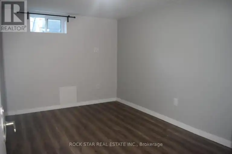 LOWER - 82 DEERE STREET | LOWER - 82 DEERE STREET, Welland | 3112284