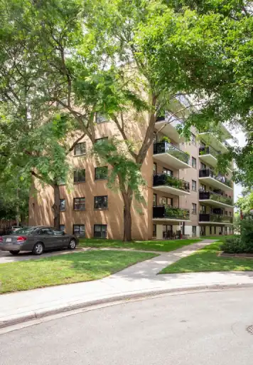 384 St Paul St | 384 St Paul St, Burlington | 3084413
