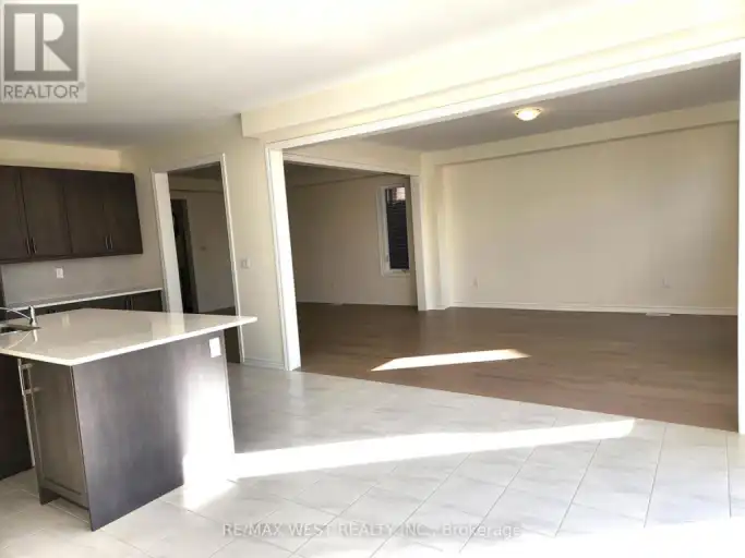 5 FIRE KING DRIVE | 5 FIRE KING DRIVE, Whitby | 3084418