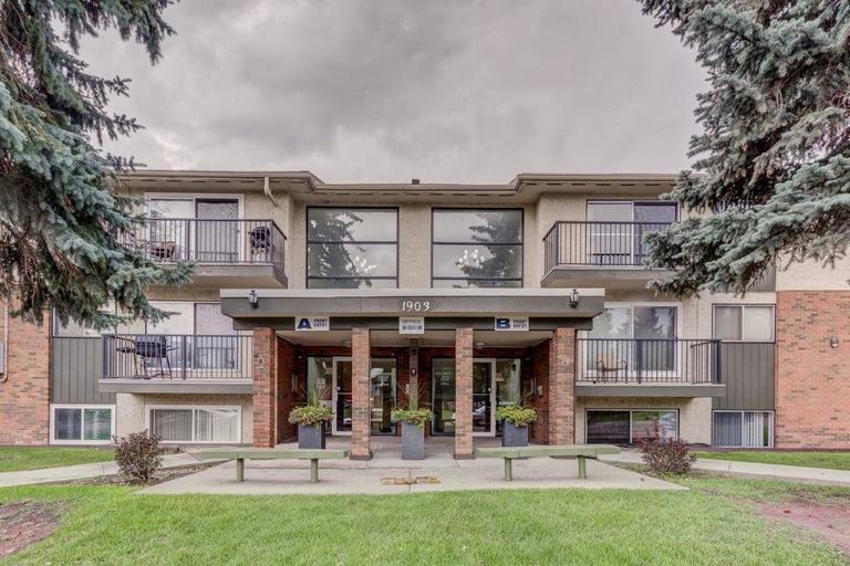Mountainview Apartments | 1903 8th Avenue NE, Calgary | 3084453