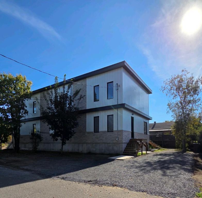 maison neuve 2025 pour novembre | 3084562