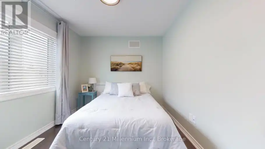 7 CLUBHOUSE DRIVE | 7 CLUBHOUSE DRIVE, Collingwood | 3108022