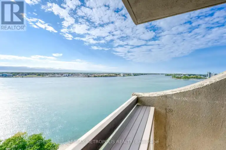 1306 - 155 FRONT STREET N | 1306 - 155 FRONT STREET N, Sarnia | 3084644