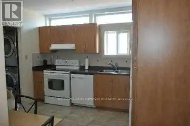 MAIN FLOOR - 89 CENTRE STREET E | MAIN FLOOR - 89 CENTRE STREET E, Richmond Hill | 3105355