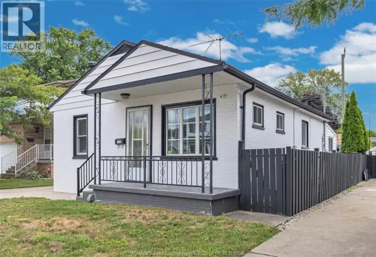 1124 ST LOUIS AVENUE | 1124 ST LOUIS AVENUE, Windsor | 3085338