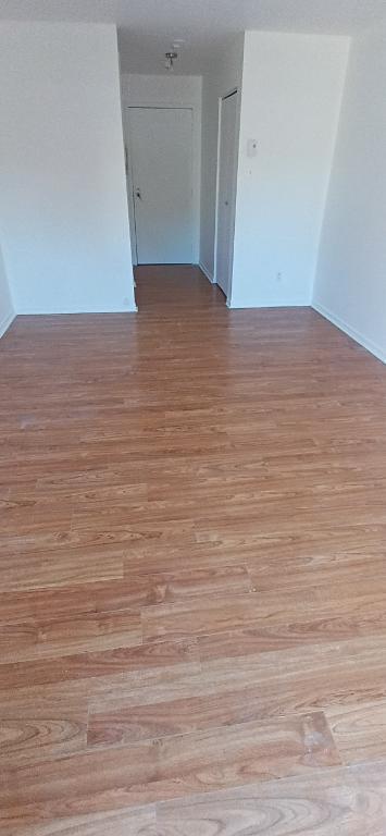Beaux, grands et propres avec patios prive - 2-1/2 (1 Dec) et 4-1/2 (1 Nov) | 3085729