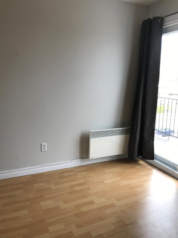 LOGEMENT 4-1/2, STE-THÉRÈSE | 3085752