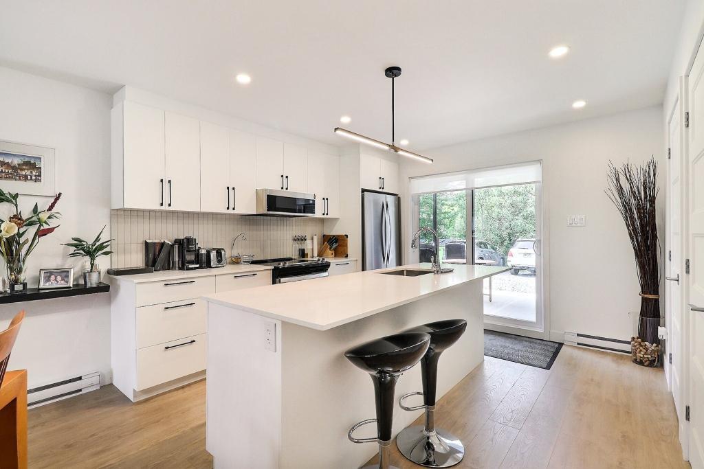 Luxueux condo neuf 4½ à louer – 1350$ / mois* | 3085755
