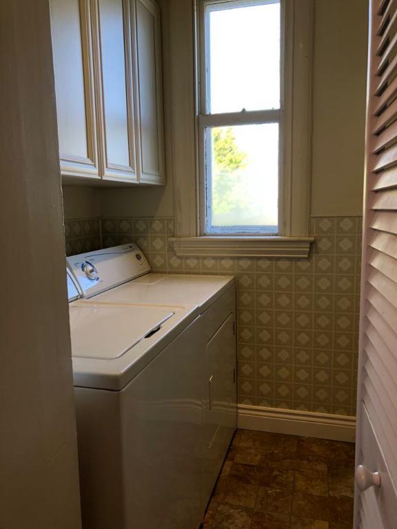 Cession de bail! 4 1/2 immense et magnifique à 1328$/mois CHAUFFÉ | 3085756