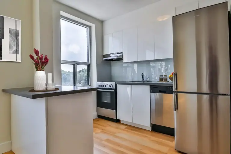 4 Latimer Avenue | 4 Latimer Avenue, Toronto | 3150863