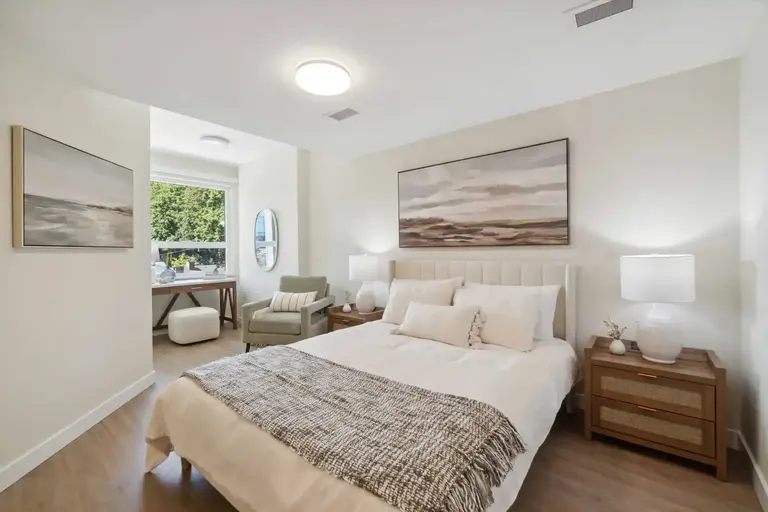 Renfrew Village | 2892-2895 East 10th Avenue, 101, Vancouver | 3085901
