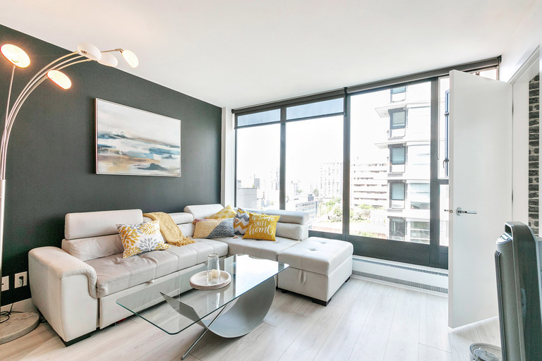 D4 - Amazing Junior 2 Bedroom, Central Location + AC | 1133 Hornby Street, Vancouver | 3085927