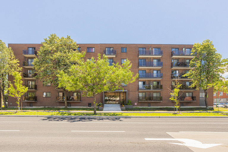 1300 Boulevard de la Côte-Vertu | 1300 Boulevard de la Côte-Vertu, Montreal | 3109195