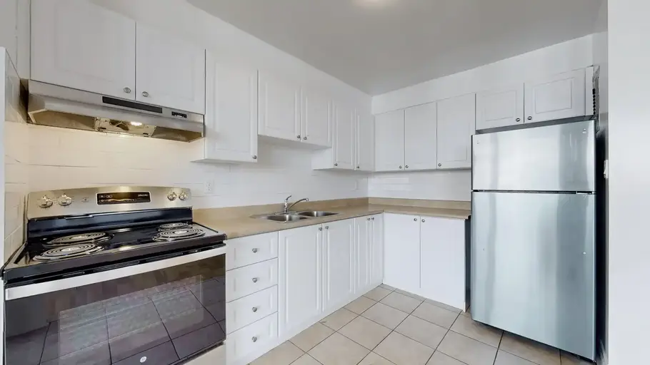 12 Goldfinch Court - Sandringham House | 12 Goldfinch Court, Toronto | 3086229