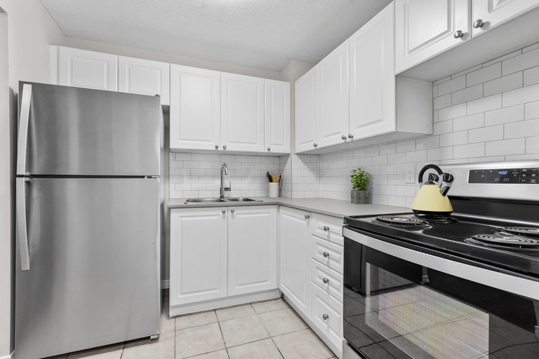 Portsmouth Place Centre | 310 Bath Road, Kingston | 3107111