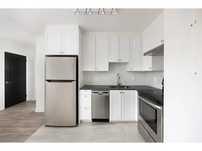 2701 EGLINTON AVE W | 2701 EGLINTON AVE W, Toronto | 3099757