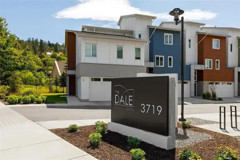 Furnished Townhouse for Rent // Lake Country | 8 - 3719 Woodsdale Road, Lake Country | 3086340