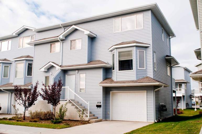 Lakewood Townhomes | 104 Loutit Road, Fort McMurray | 3086352