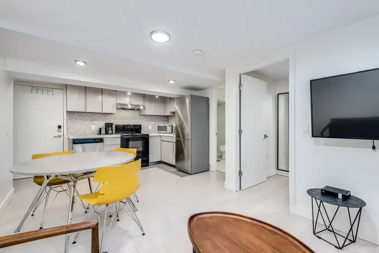 The Normandie - 1425 Haro | 1425 Haro Street, Vancouver | 3086627
