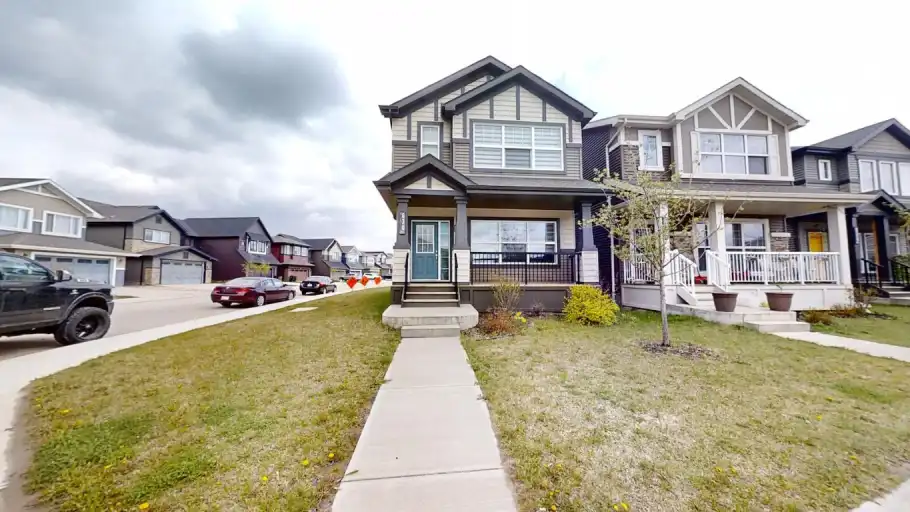 Main floor of lovely home in the Orchards. | Edmonton | 3086699